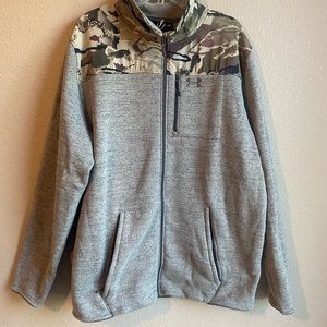 Under armour camo sweater